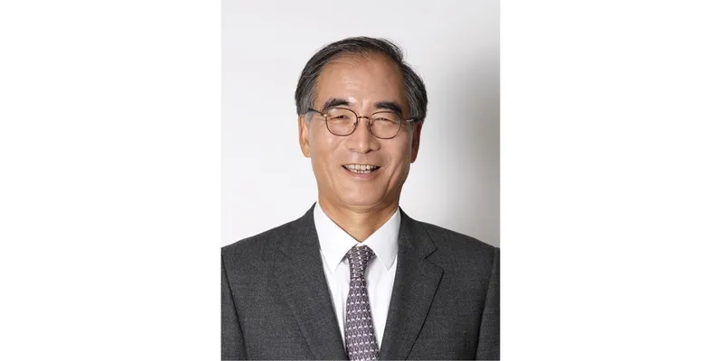 Founder : Kim Dong Nyeong